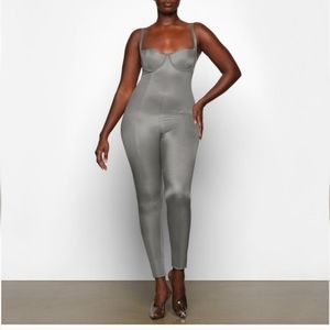 SKIMS Thunder Catsuit - 4X